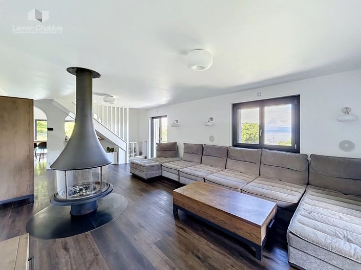 Image No.2-5 Bed House for sale