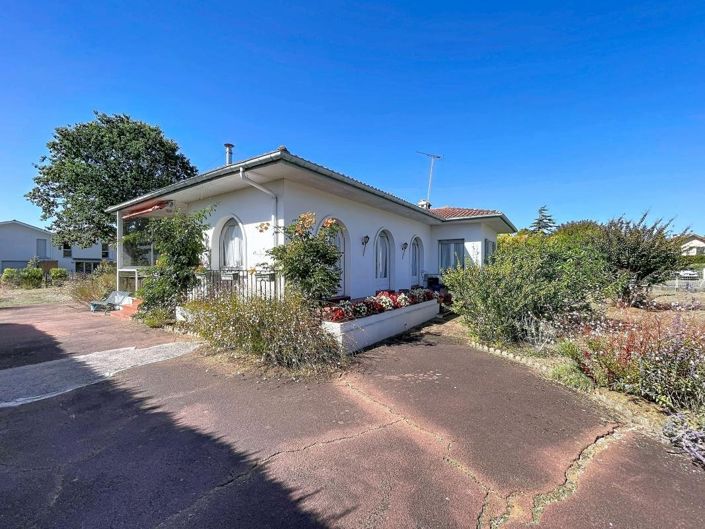 Image No.3-3 Bed House for sale
