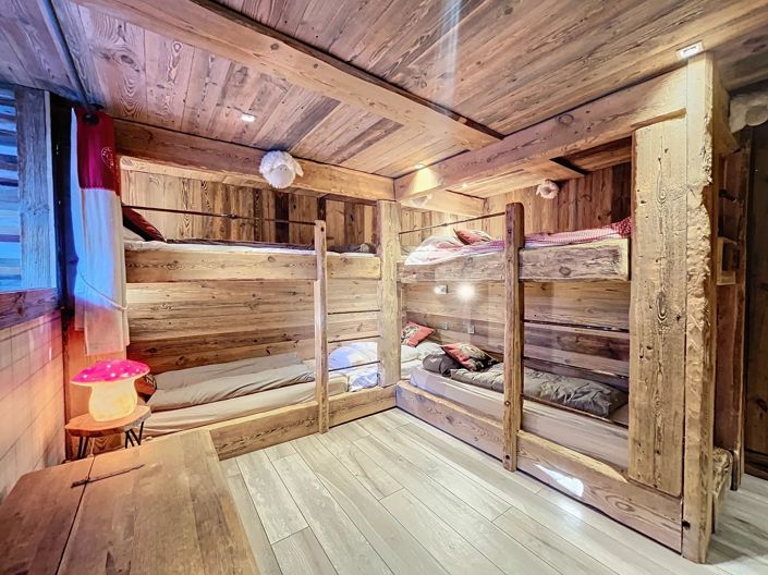 Image No.7-5 Bed Apartment for sale