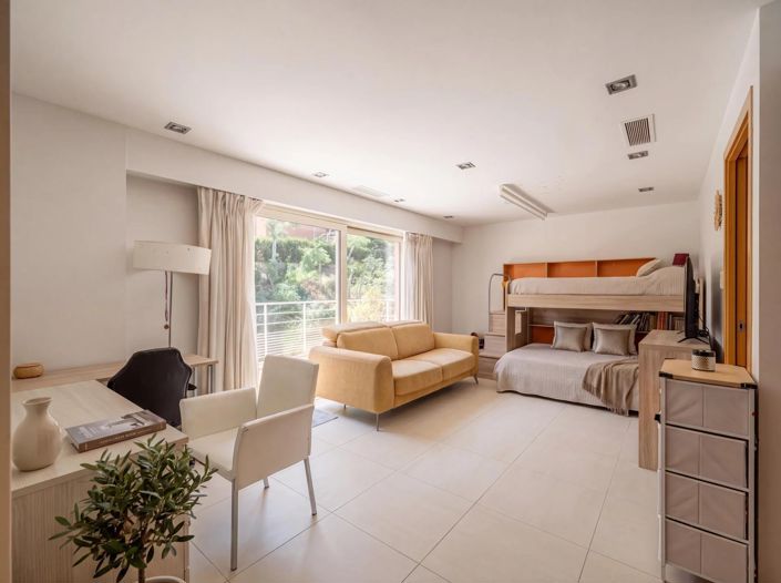 Image No.15-3 Bed Apartment for sale
