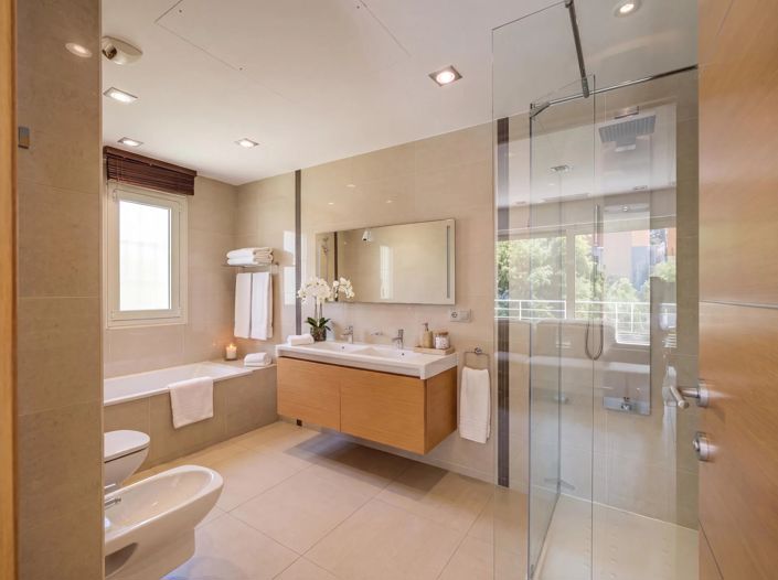 Image No.9-3 Bed Apartment for sale