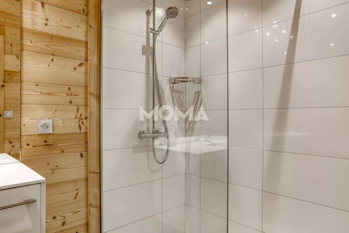 Image No.23-7 Bed House for sale