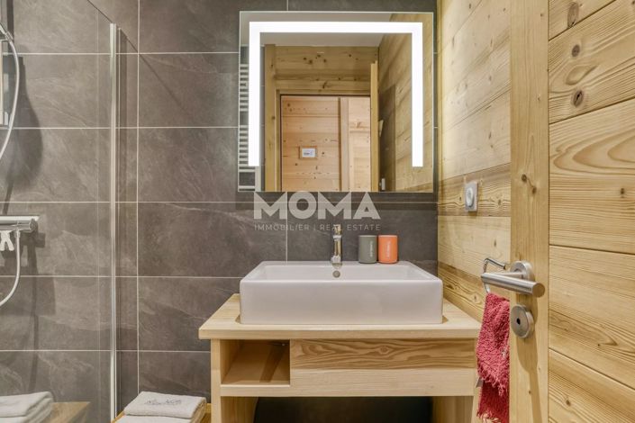 Image No.35-7 Bed House for sale