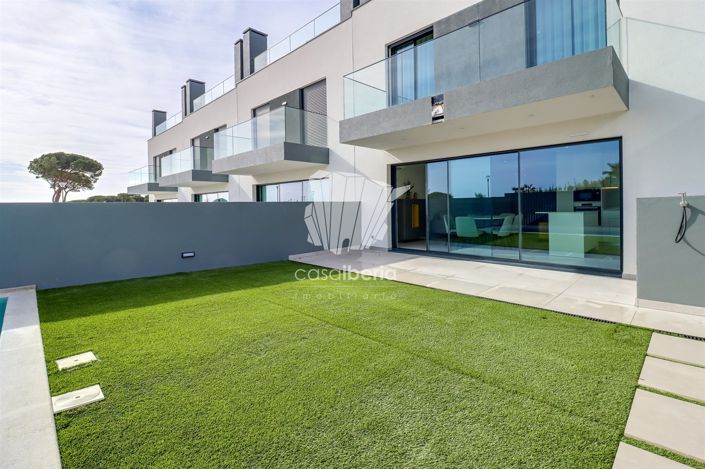 Image No.38-4 Bed House for sale