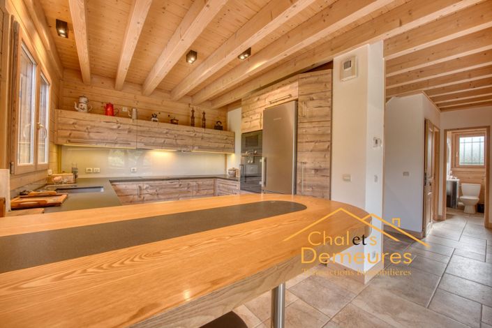 Image No.5-5 Bed House for sale