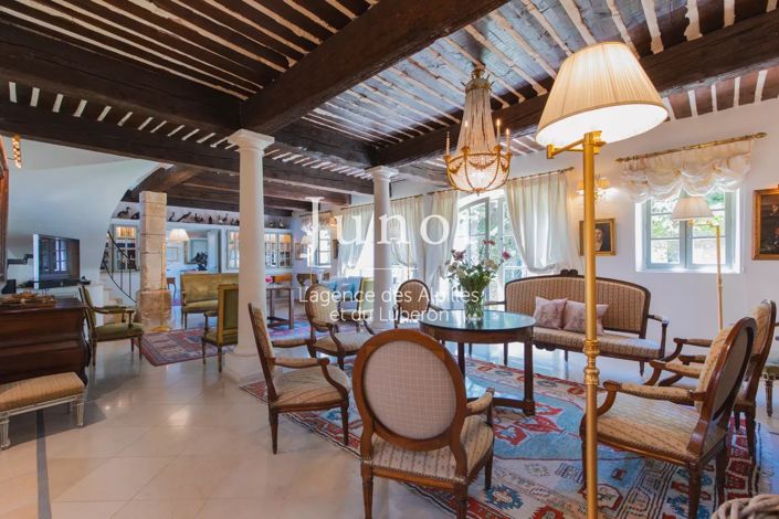 Image No.9-7 Bed House for sale
