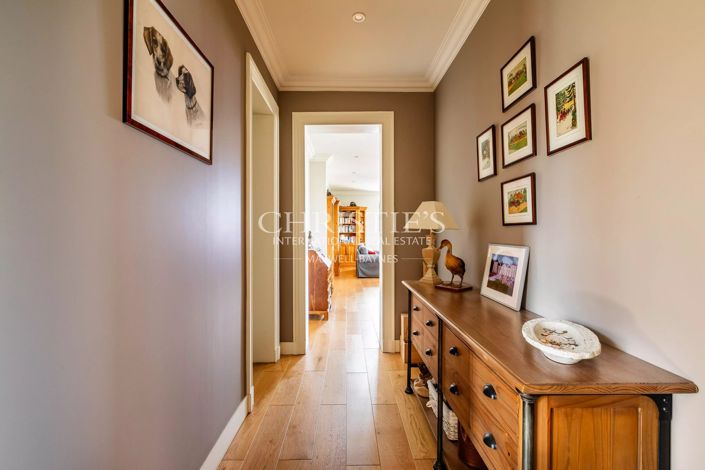 Image No.12-3 Bed Apartment for sale