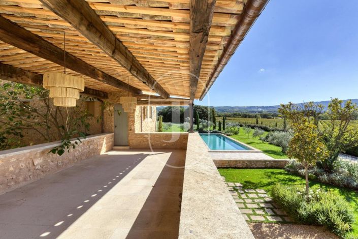 Image No.7-8 Bed House for sale