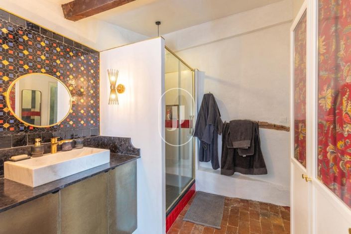 Image No.11-3 Bed House for sale