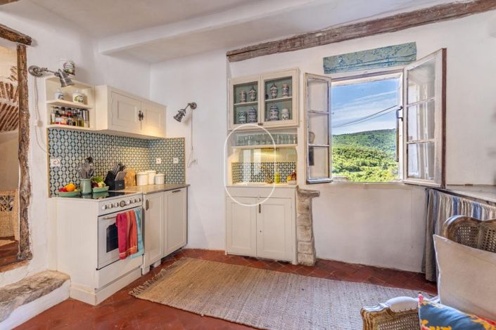Image No.3-3 Bed House for sale