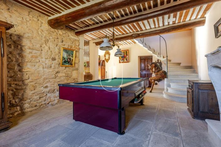 Image No.10-7 Bed House for sale