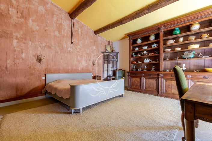 Image No.13-7 Bed House for sale