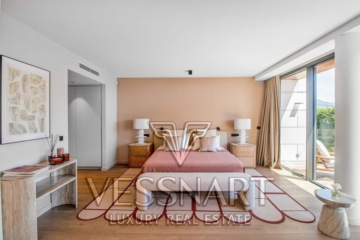 Image No.10-4 Bed House for sale