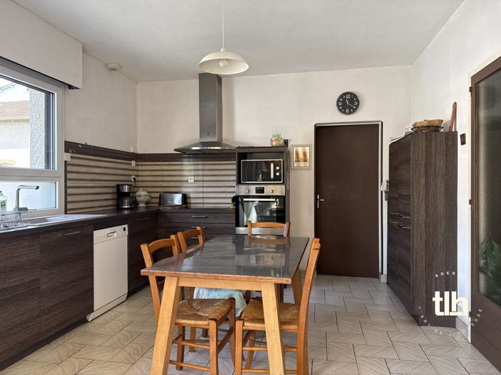 Image No.5-4 Bed House for sale