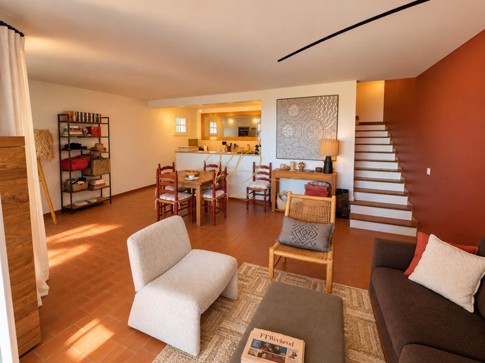 Image No.8-3 Bed House for sale