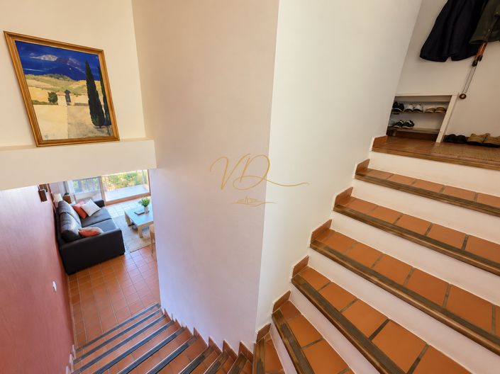 Image No.9-3 Bed House for sale