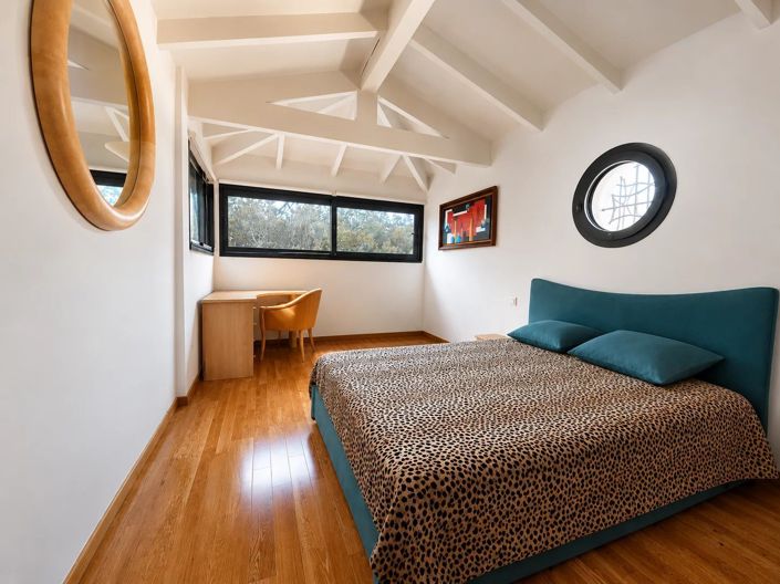 Image No.19-3 Bed House for sale