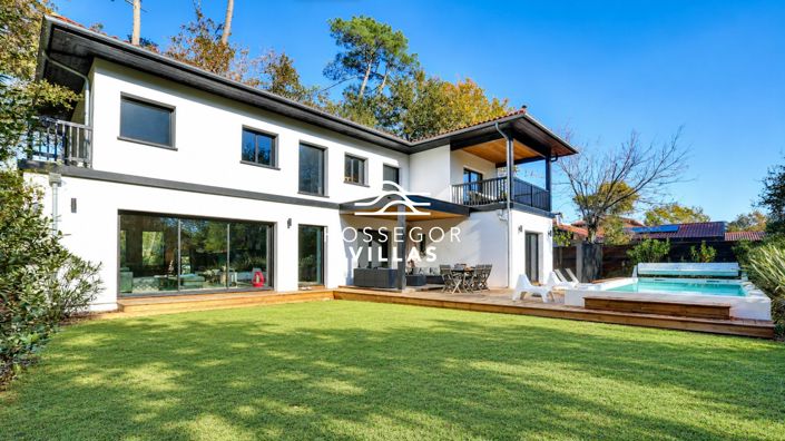 Image No.3-4 Bed House for sale