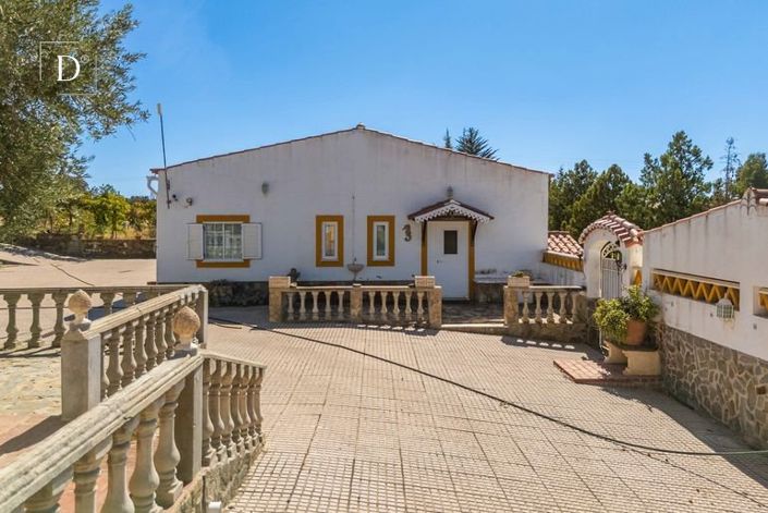 Image No.20-4 Bed House for sale