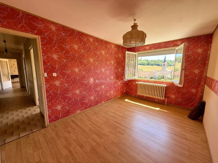 Image No.9-5 Bed House for sale