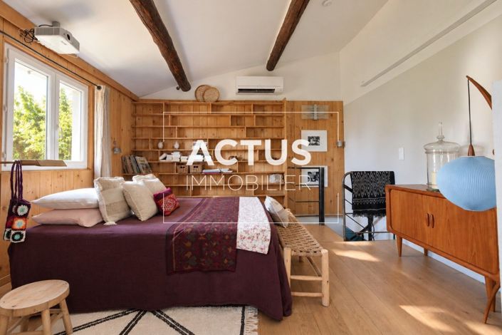 Image No.8-4 Bed House for sale