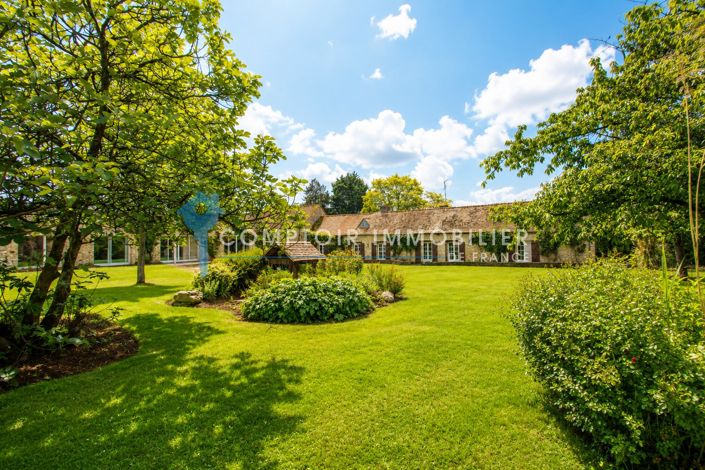 Image No.2-5 Bed House for sale