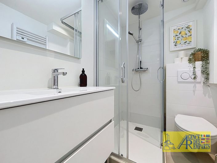 Image No.9-1 Bed Apartment for sale