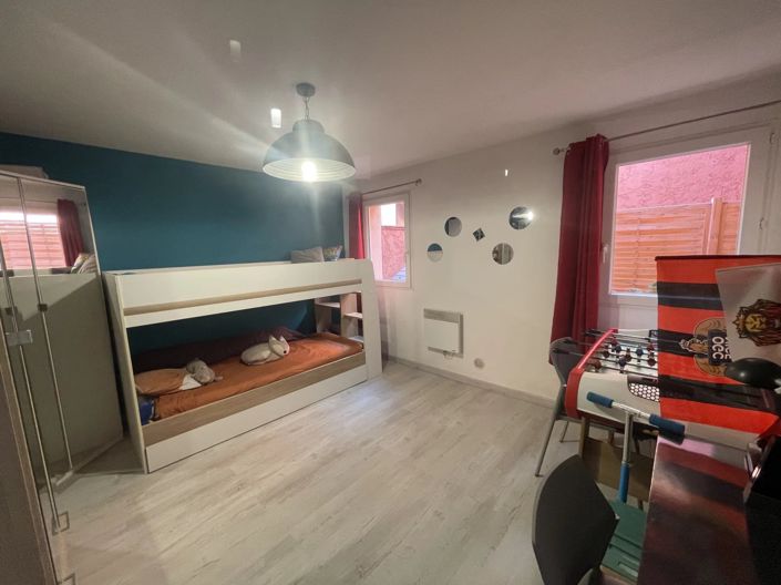 Image No.12-3 Bed Apartment for sale