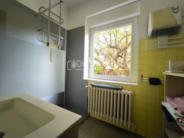 Image No.9-5 Bed House for sale