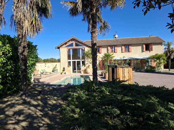 Superb property, tastefully renovated