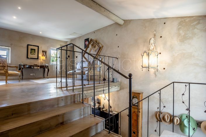 Image No.12-6 Bed House for sale