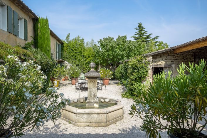 Image No.3-6 Bed House for sale