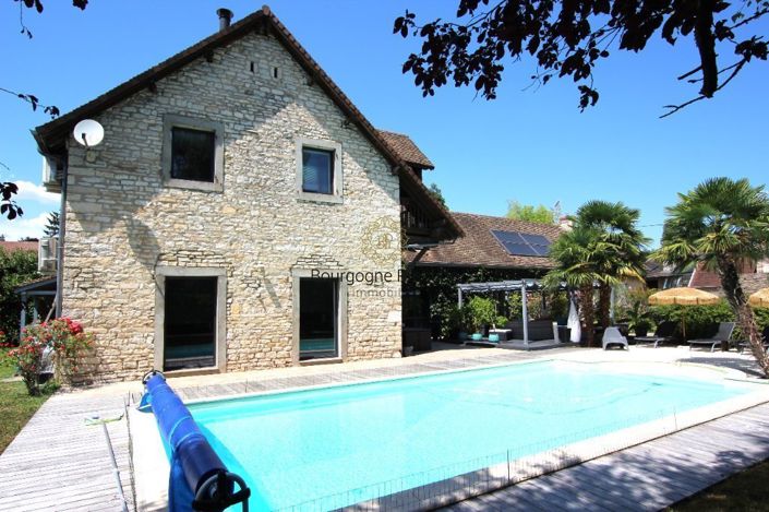 Image No.2-6 Bed House for sale