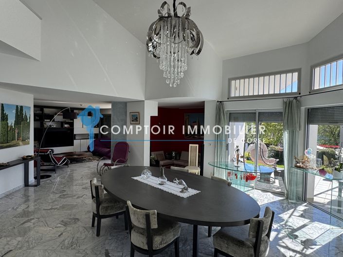 Image No.29-5 Bed House for sale