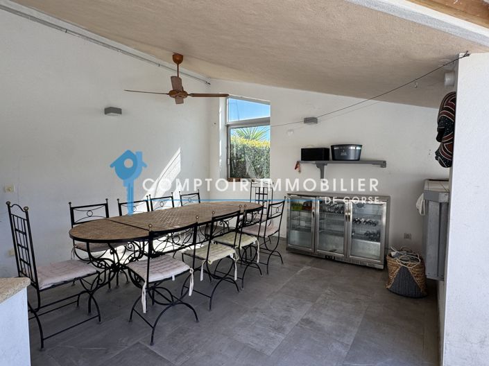 Image No.56-5 Bed House for sale