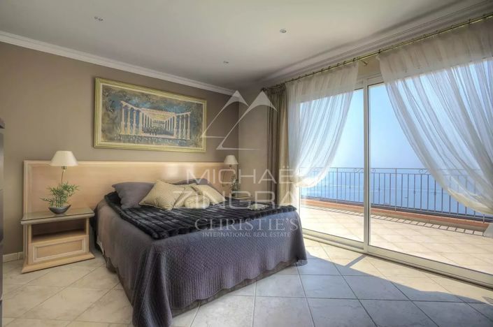Image No.10-5 Bed House for sale
