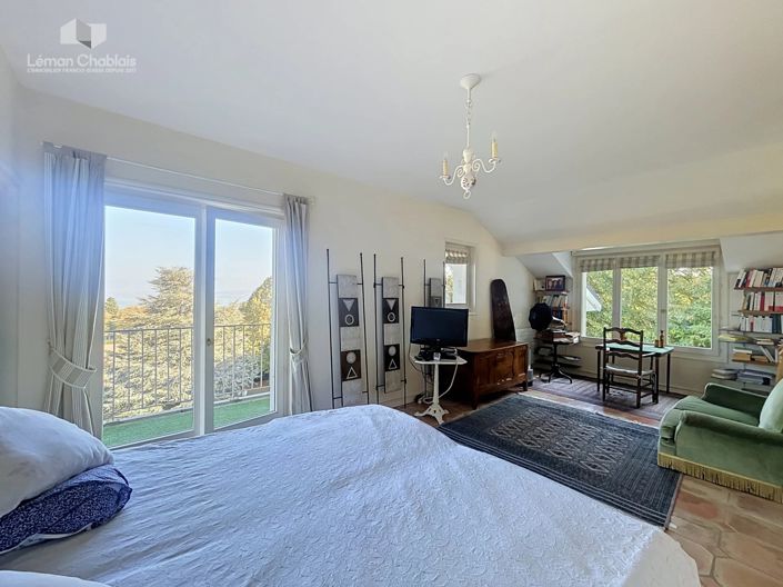Image No.13-7 Bed House for sale