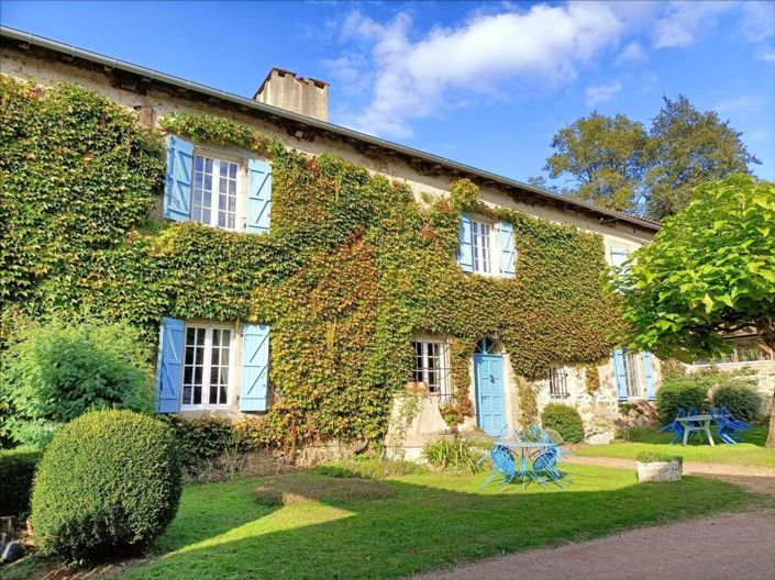 Image No.2-4 Bed House for sale