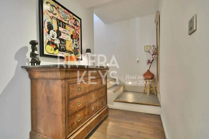 Image No.23-6 Bed House for sale
