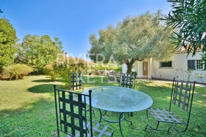 Image No.7-6 Bed House for sale