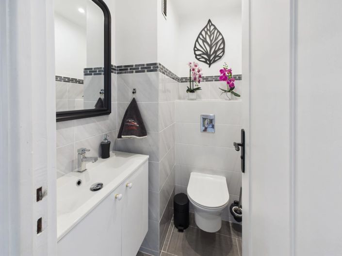 Image No.9-2 Bed Apartment for sale