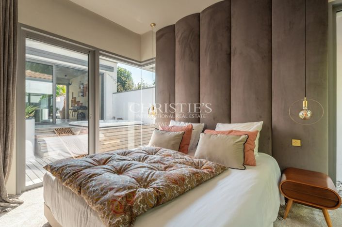 Image No.11-5 Bed House for sale