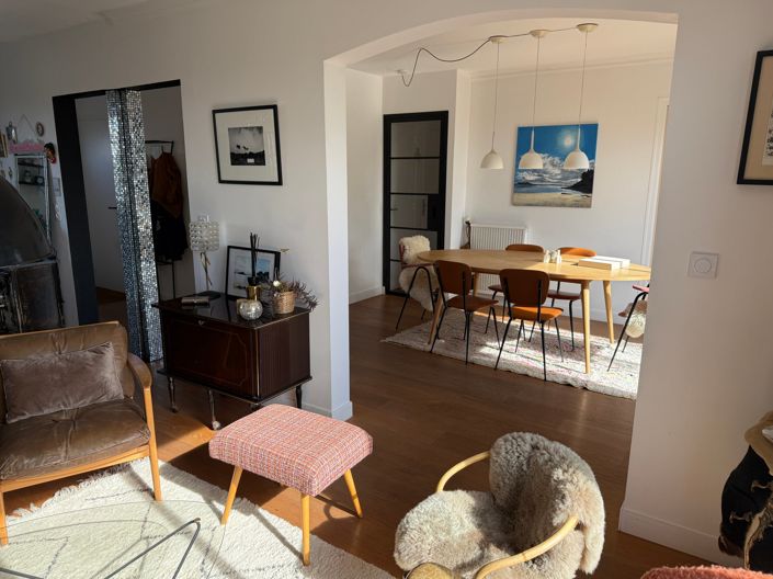 Image No.2-4 Bed House for sale