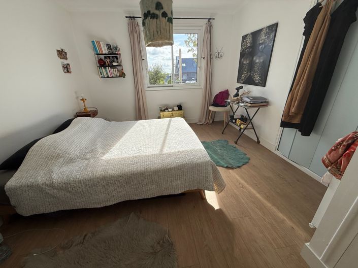 Image No.5-4 Bed House for sale