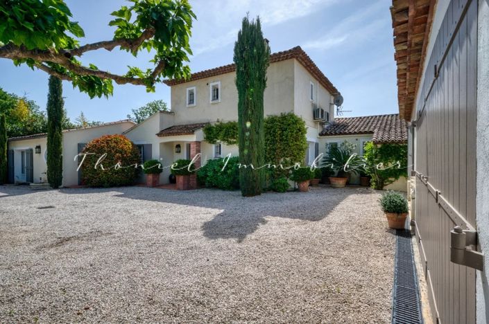 Image No.21-6 Bed House for sale