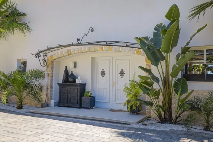 Image No.25-5 Bed House for sale
