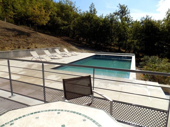 Image No.3-4 Bed House for sale
