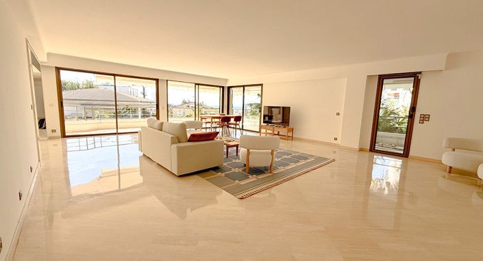Image No.10-4 Bed Apartment for sale