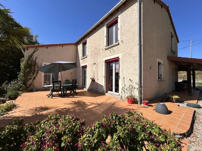 Aurignac, pretty T6 house on a 2381m² plot