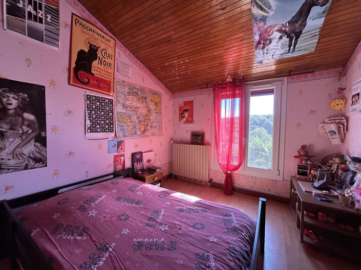 Image No.9-3 Bed House for sale